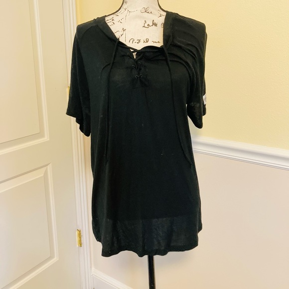 VICTORIA SECRET BLACK TOP - Picture 1 of 5